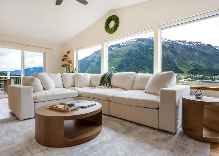 Magical Mountain Retreat | Luxury | Panoramic View