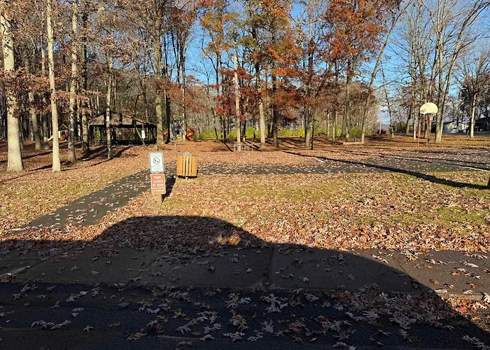 Psu 2Br 2Ba Townhome With Parking Near Campus And Stadium With Finished Basement And Outdoor Space