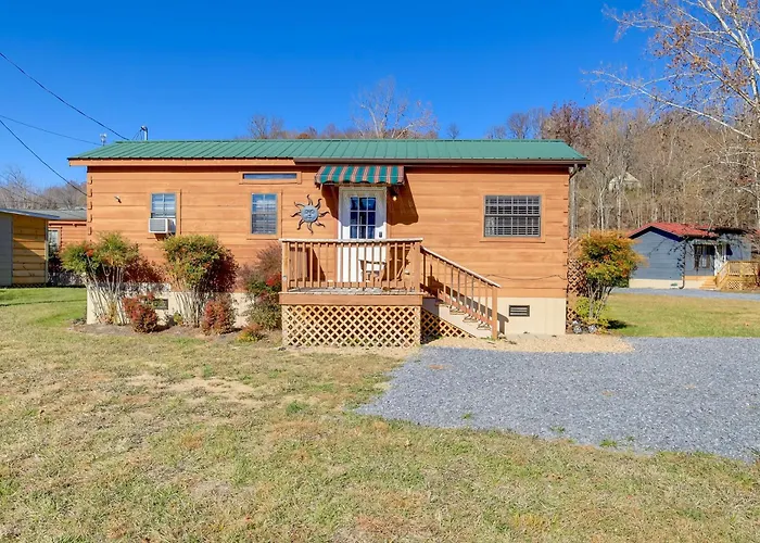 Bike, Hike, Ride & Fish From Cozy Creekside Cabin