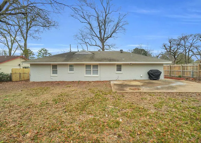Family-Friendly 3Br Home In Montgomery