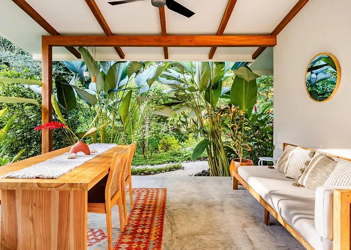 Pelada Jungle Nest 5-Min Walk To Beach & River