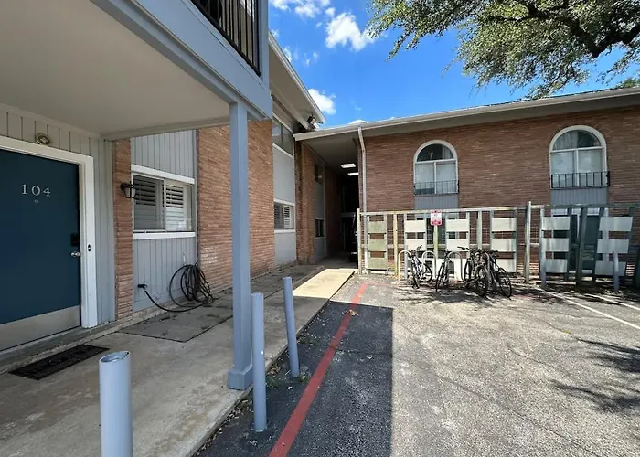 Cozy Coliving Double Room 5 Mins To Downtown