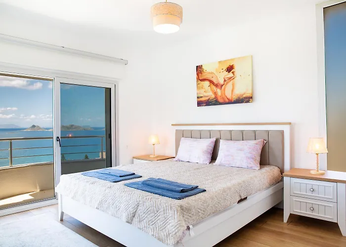 Villa Azure Heaven