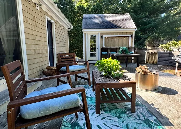 Cape Cod Retreat, Osterville Beach Pass