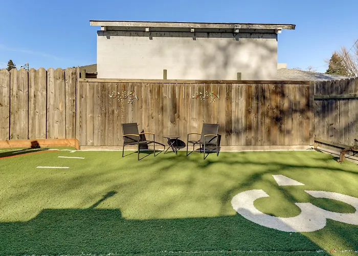 Clear Lake Living! Pet-Friendly Gem W/ Fenced Yard