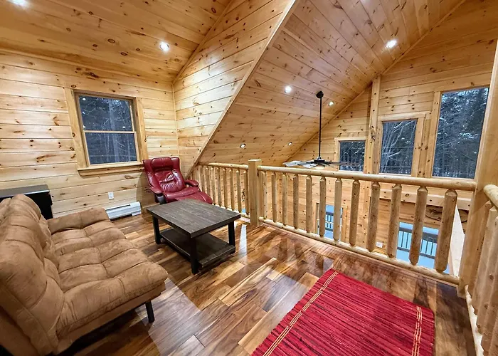 2S New Log Cabin In Bethlehem - Privacy, Firepit, Great Location!