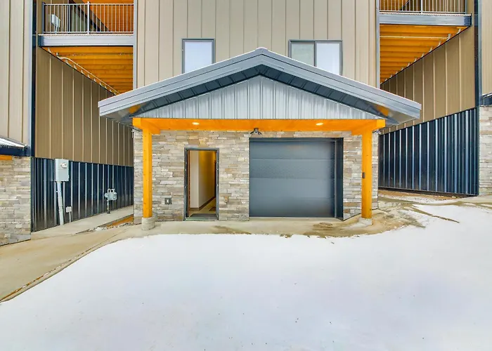 Luxury Ski Home W/ Hot Tub On Schweitzer Mountain