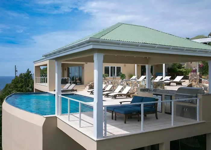 Maria Bluff Main House Villa- Modern Renovations Private Pool Ocean Front Views And Pool Table