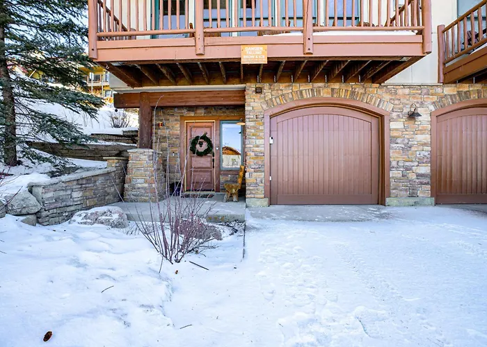 Walk To Lift! Luxe, Updated Cbmr Home W/ Mtn Views