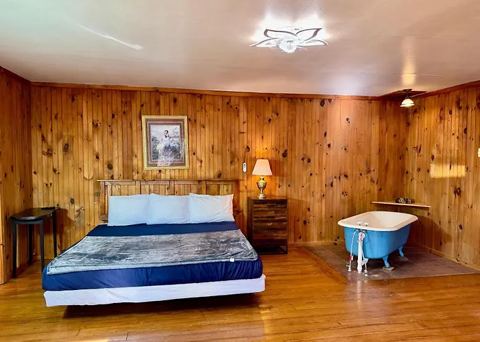 Parkview Lodge & Cabins