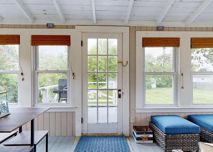 Beachwood Cottage By Bayley Vacation Rentals