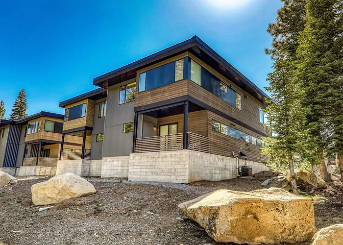 Starfall Run At Palisades By Tahoe Getaways - Luxury 3Br, A/C & Bonus Room!