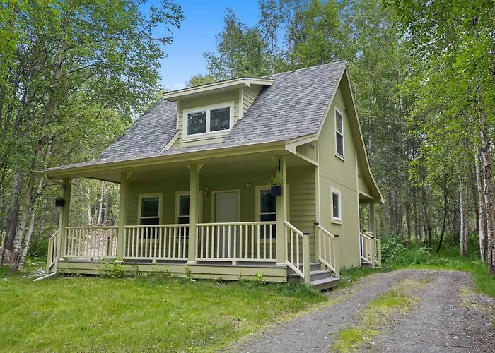 Pet/Family Cabin Near Hatcher Pass Trails | Skiing