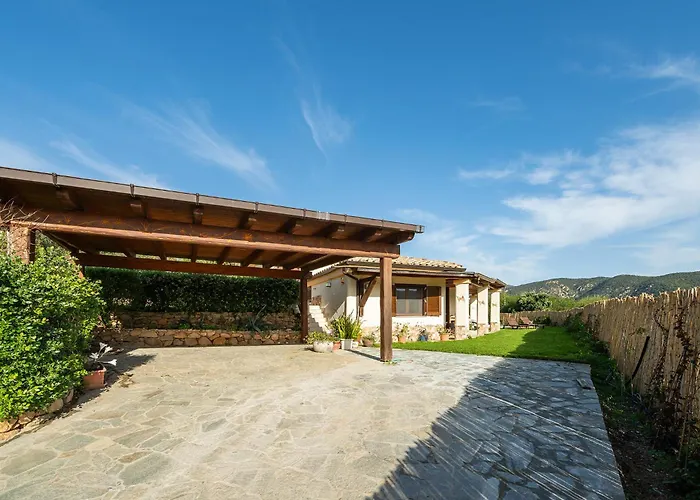Ecolux Pool Villa, Easy Access Southsardiniaholidays