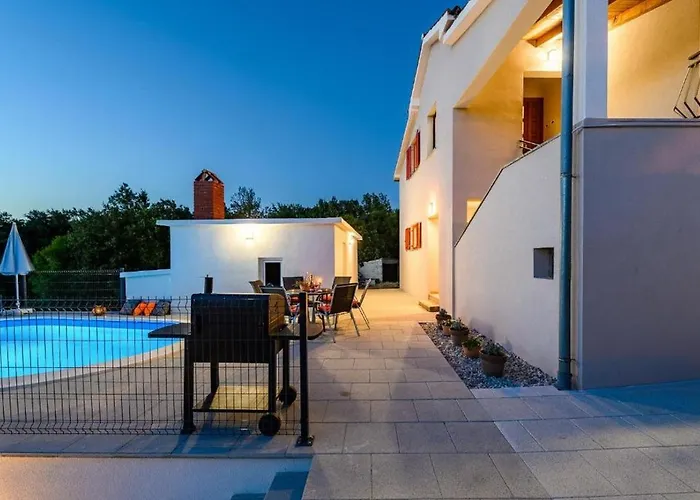 Holiday Home 5240 For 8 Pers Bei Labin