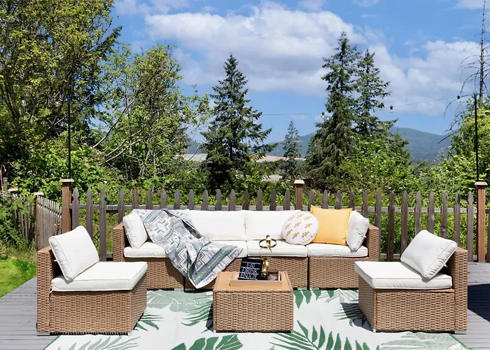 Modern Mountain View Getaway W Huge Outdoor Space