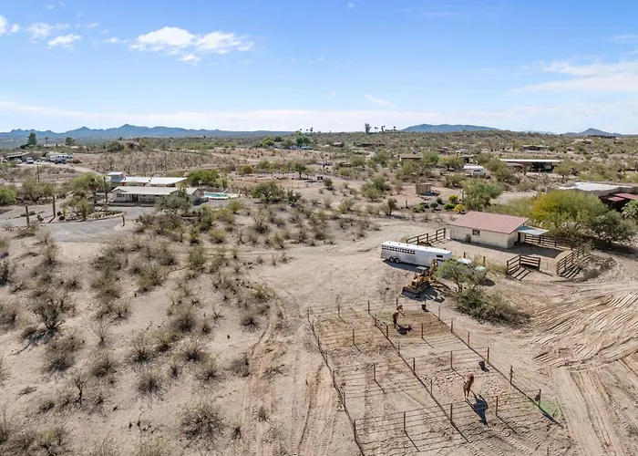 Wickenburg Ranch House Retreat And Horse Friendly