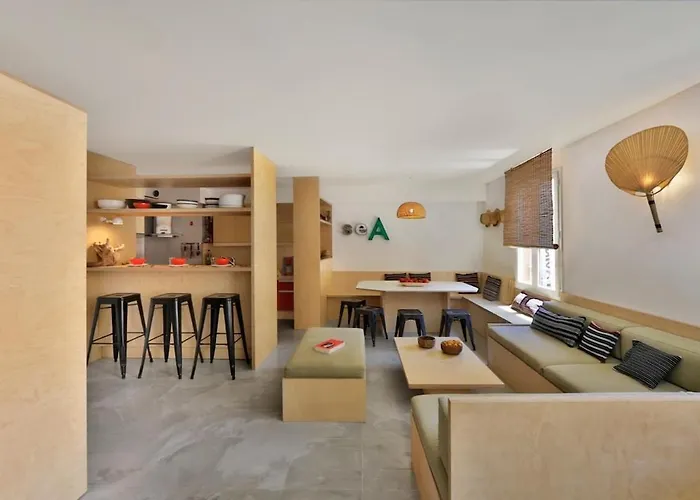 3-Bedroom Architect'S Apartment In Porquerolles Minimum 3 Nights