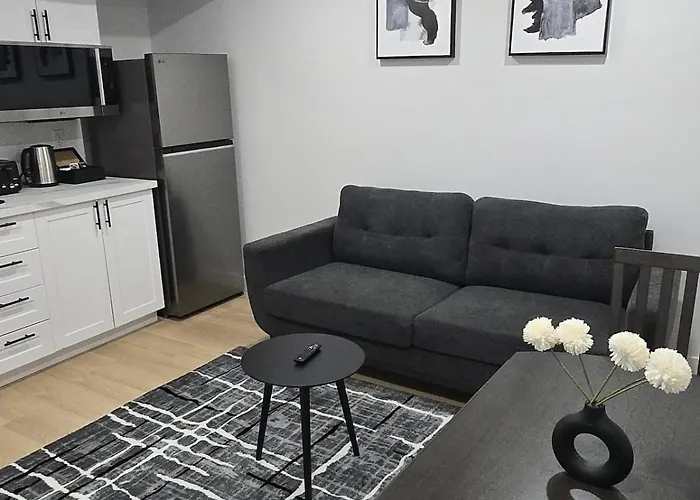 Cozy 1-Bedroom Private Basement Suite In Winnipeg With Separate Entrance