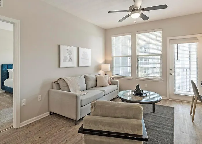 Landing Modern 2Bd Gym Clubhouse
