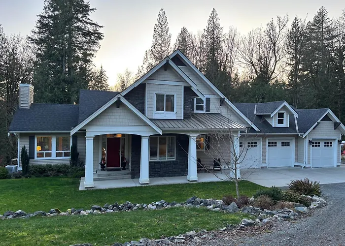 Sumas Mountain Basement Suite