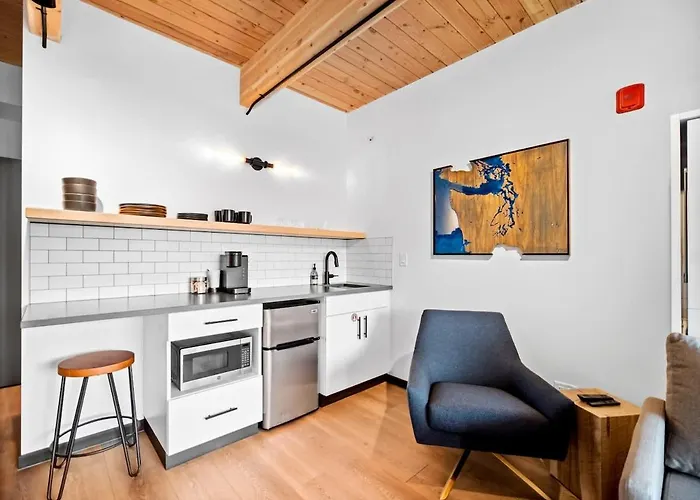 Uprise 4 Bridgewater Lofts