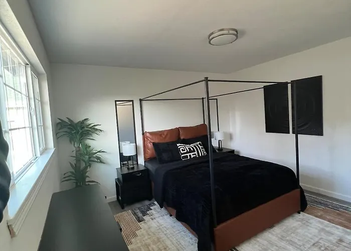 Spacious 2Br And 2 Bath Home