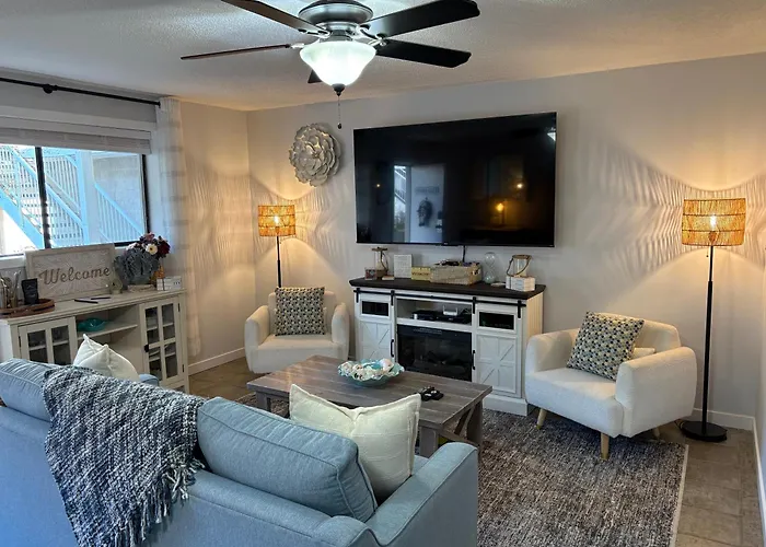 Harrison Lakeside Retreat