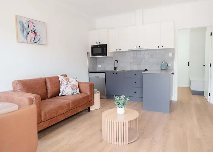 Ropa Standard Queen Suite - Luxe Stay In Dubbo