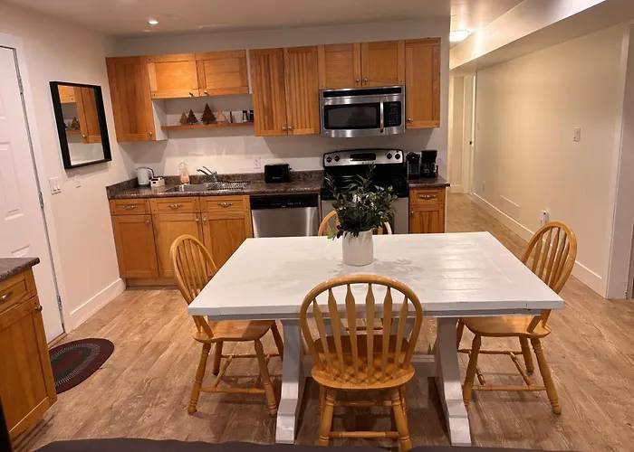 Sumas Mountain Basement Suite