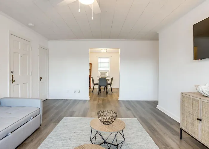 Waterfront Gem < 1 Mi To Dtwn Cambridge!