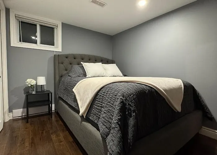 Private Apartment For Business & Couples