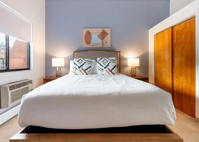 Landing Apartments - Stockbridge Court