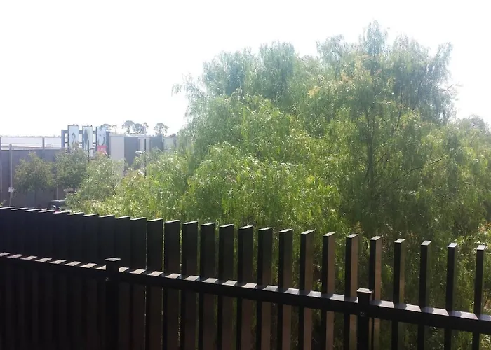 One Bedroom Apartment In Convenient Location