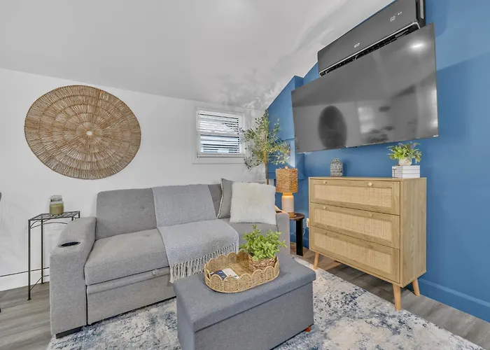 Parkview Boho Cottage 4 - Birch Burrow