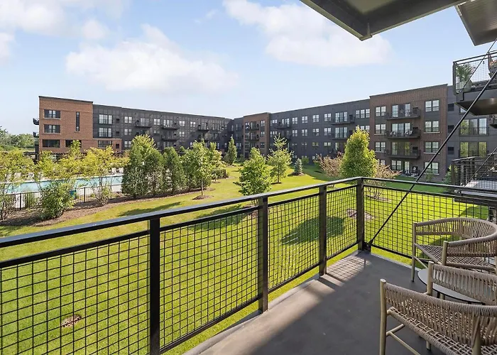 Landing Stunning 1Bd Yoga Studio Pool