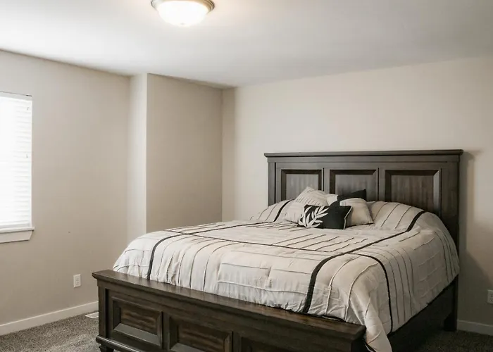 Beautiful Home Near Idaho Falls Airport #3