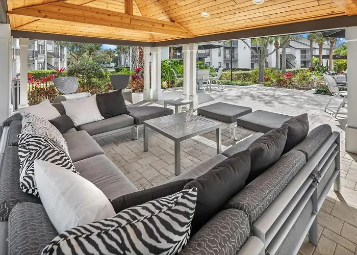 Landing Apartments - The Braxton Palm Bay