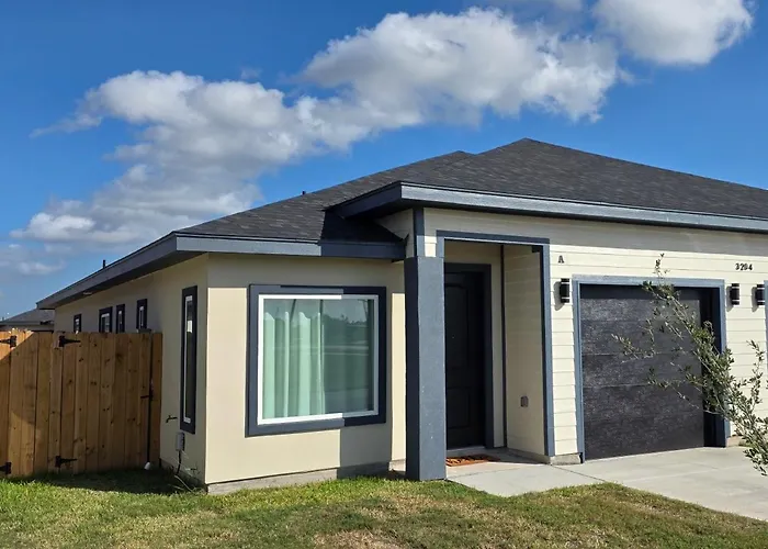 Lux Modern 3Br - 2Ba Duplex Brand New Furnished