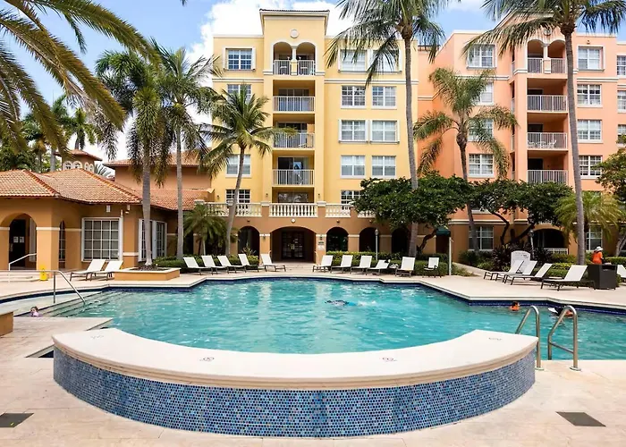 Designer Condo At The Yacht Club Aventura 9505