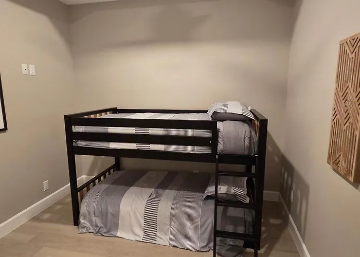 Lux Modern 3Br - 2Ba Duplex Brand New Furnished