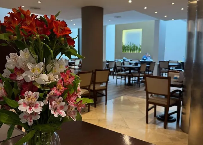 Urquiza Apart Hotel & Suites Rosario