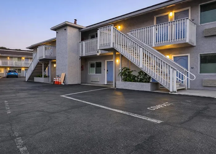 Pacific Inn Monterey