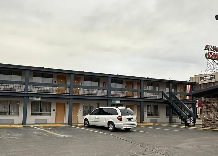 Thunderbird Motel