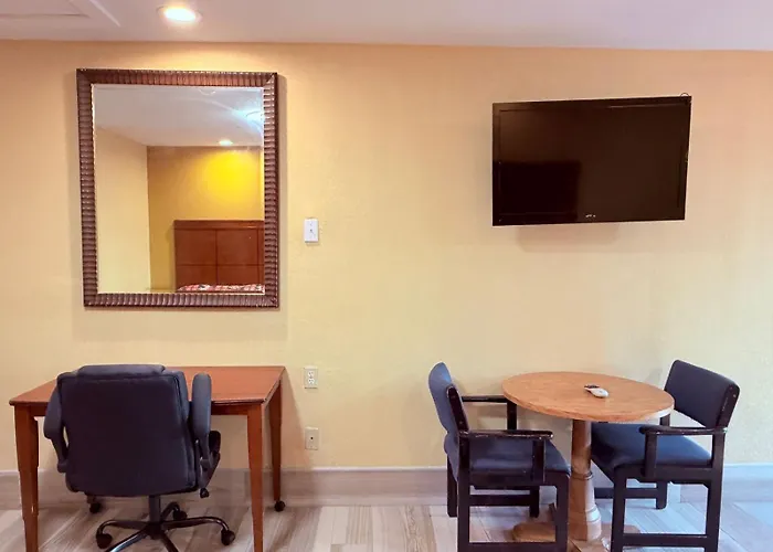 Aloha Inn Mcallen Airport Near Medical Center Tx