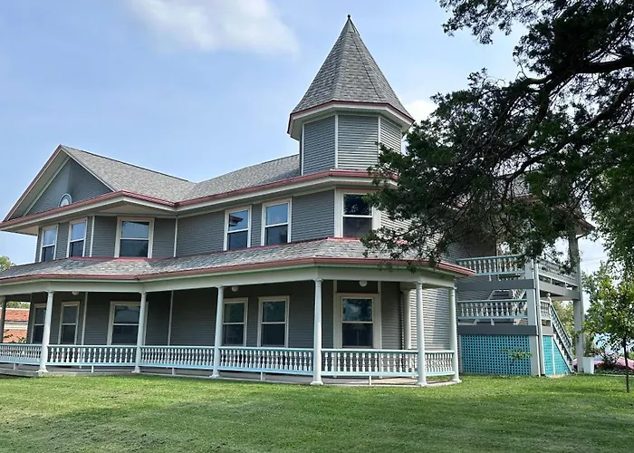 The Shelby Inn