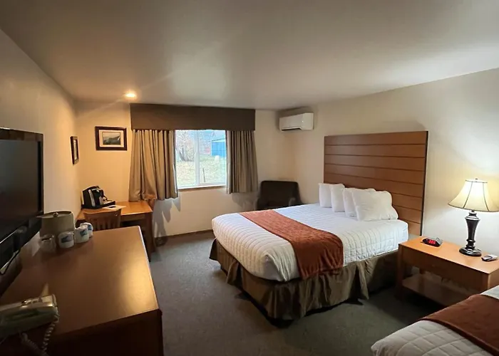 Seasons Motel