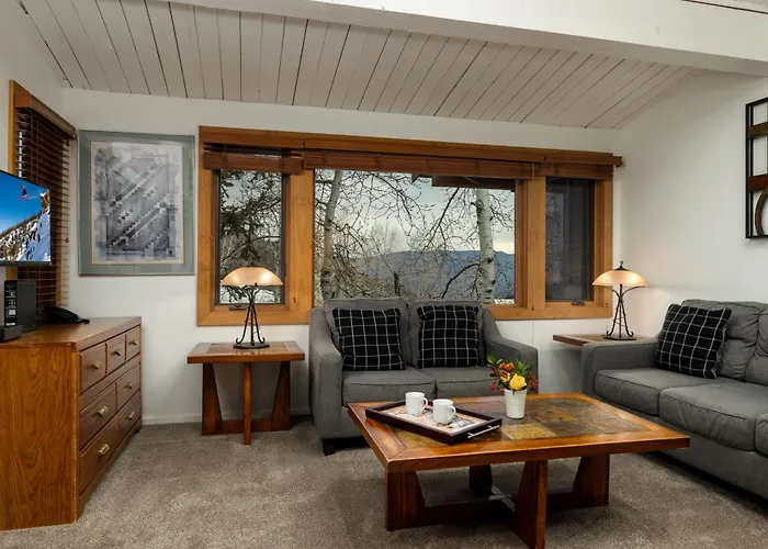 Aspenwood - Coraltree Residence Collection