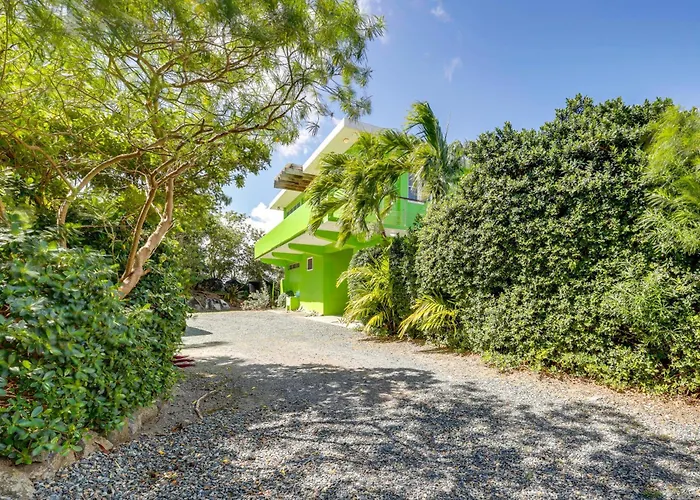 'Tortola Adventure Villa' - 3 Bdrms W/ A/C
