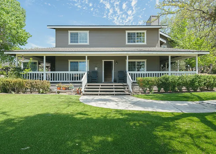 The Vineyard Farmhouse Villa